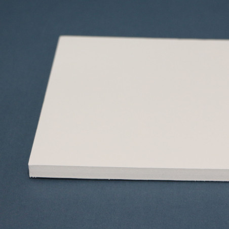 Cartón pluma adhesivo 10mm (25x35cm)